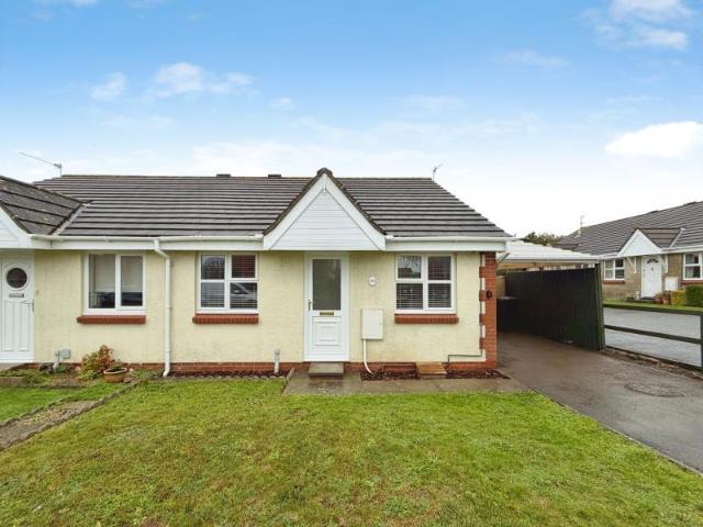 2 bedroom bungalow to rent