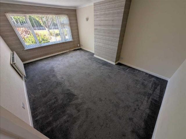 2 bedroom bungalow to rent