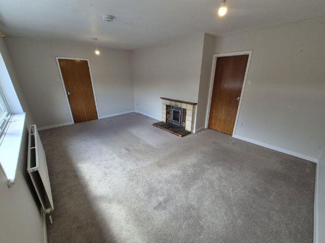 2 bedroom bungalow to rent