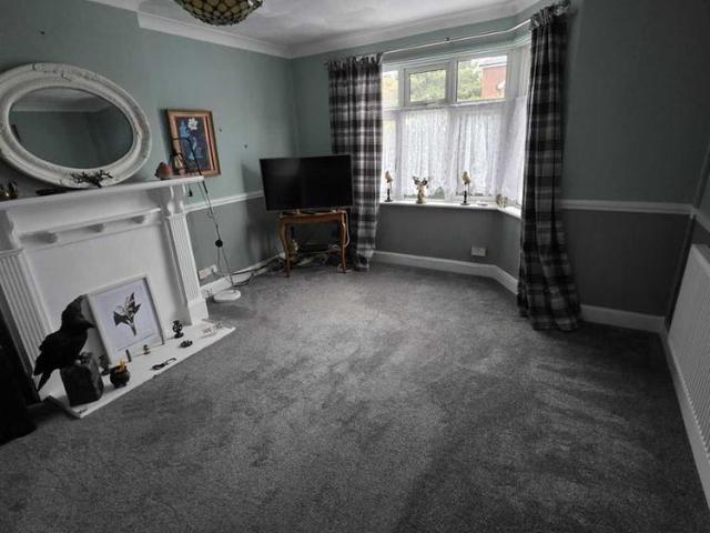 2 bedroom bungalow to rent