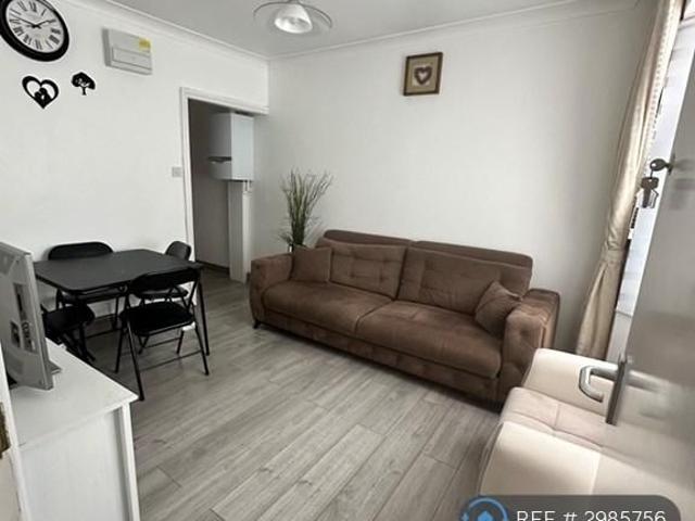2 bedroom bungalow to rent