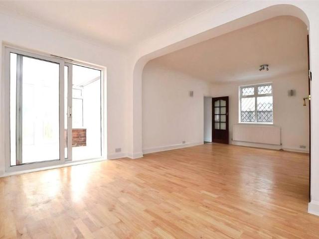 2 bedroom bungalow to rent