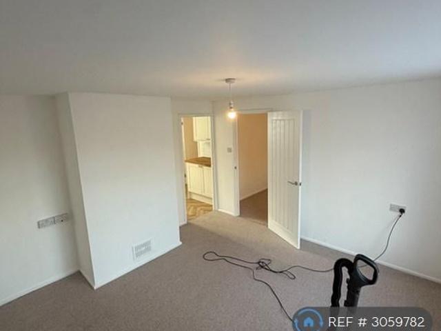 2 bedroom bungalow to rent