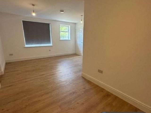 2 bedroom bungalow to rent