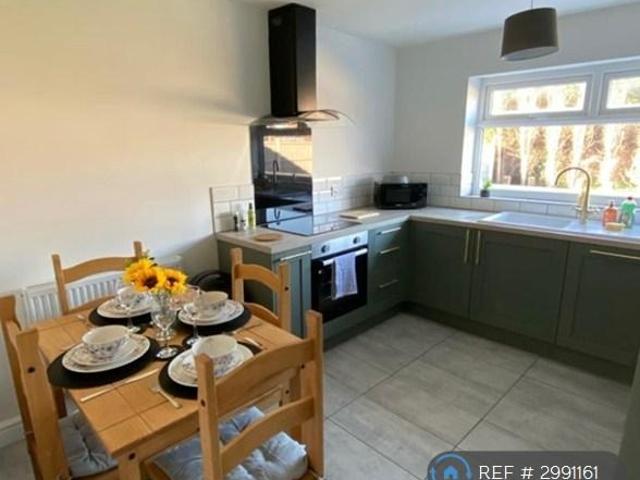 2 bedroom bungalow to rent