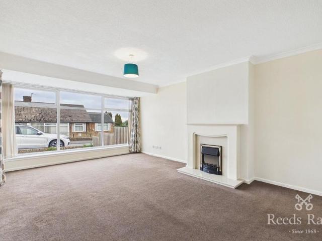 2 bedroom bungalow to rent