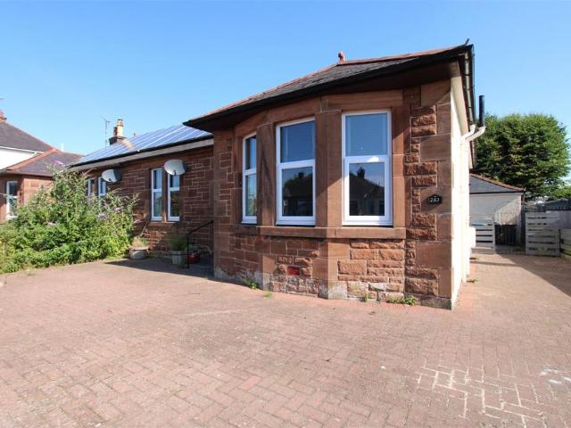 2 bedroom bungalow to rent