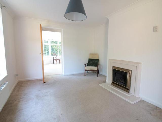 2 bedroom bungalow to rent