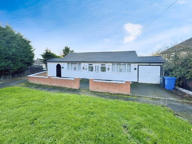 2 bedroom Bungalow To Rent