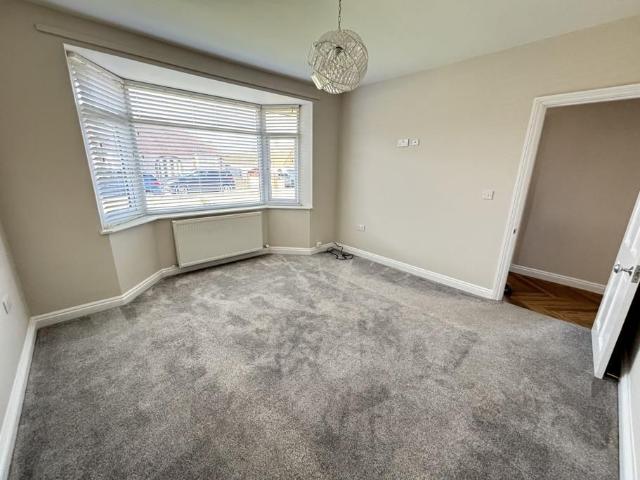 2 bedroom bungalow to rent