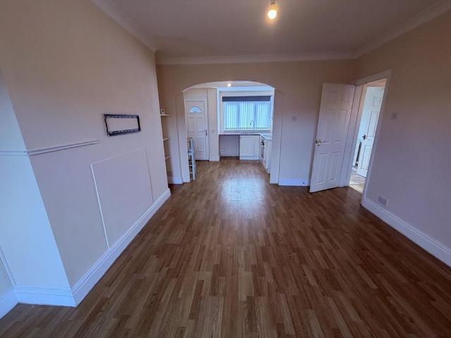 2 bedroom bungalow to rent