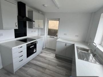 2 bedroom bungalow to rent
