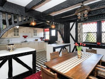 2 bedroom bungalow to rent