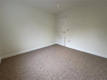 2 bedroom bungalow to rent