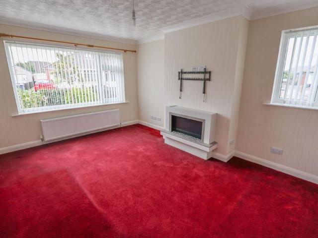 2 bedroom bungalow to rent