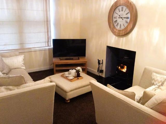 2 bedroom bungalow to rent