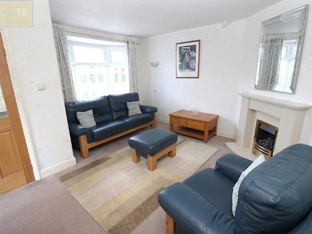 2 bedroom bungalow to rent