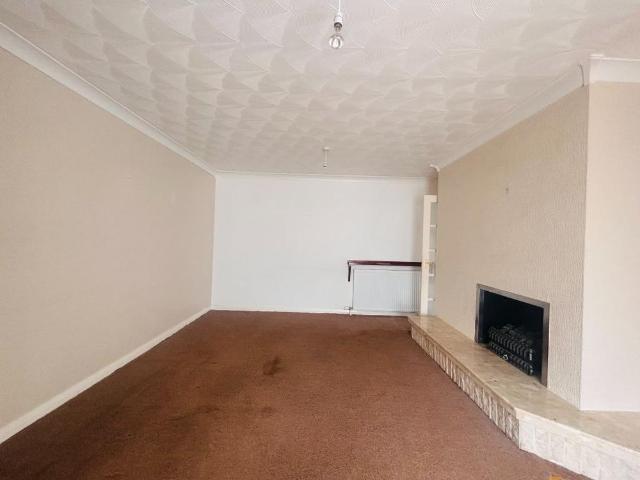 2 bedroom bungalow to rent