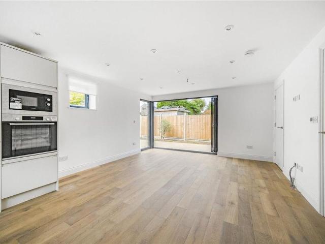 2 bedroom bungalow to rent