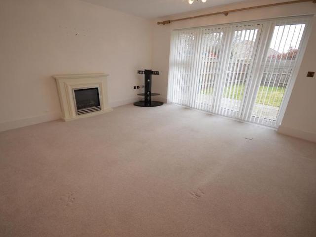 2 bedroom bungalow to rent