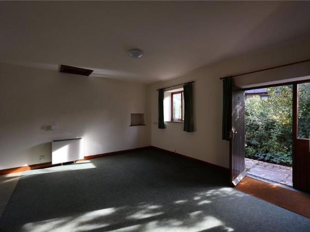 2 bedroom bungalow to rent