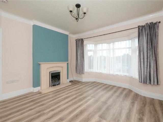 2 bedroom bungalow to rent