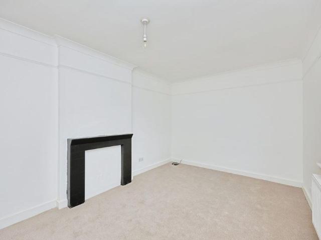 2 bedroom bungalow to rent