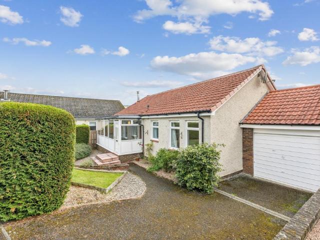 2 bedroom bungalow to rent