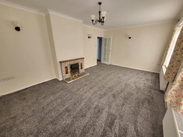 2 bedroom bungalow to rent