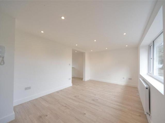 2 bedroom bungalow to rent