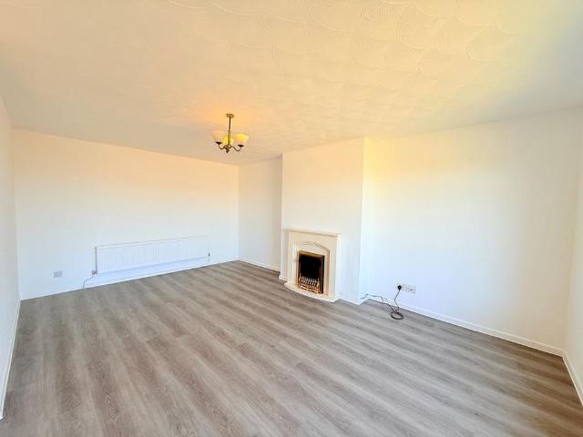 2 bedroom bungalow to rent