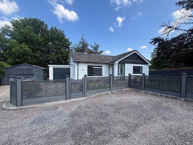 2 bedroom bungalow to rent