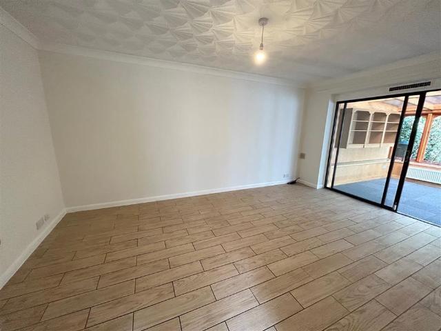 2 bedroom bungalow to rent