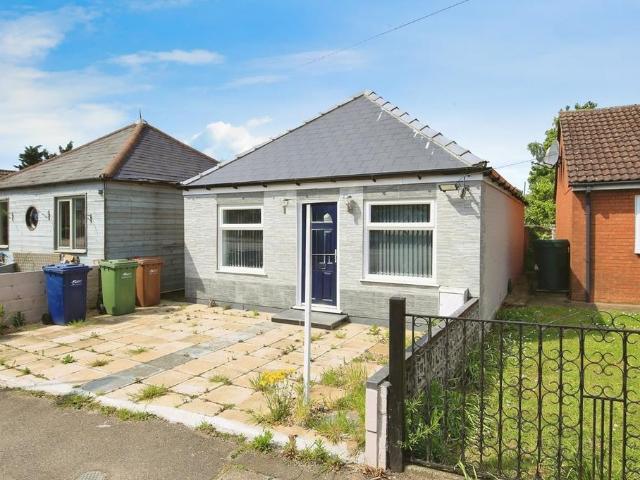 2 bedroom bungalow to rent