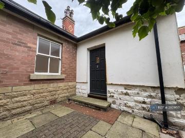 2 bedroom bungalow to rent