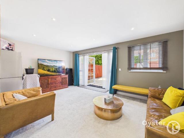 2 bedroom bungalow to rent