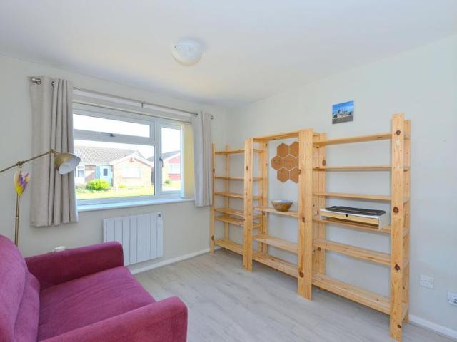 2 bedroom bungalow to rent
