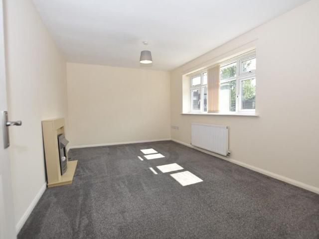 2 bedroom Bungalow To Rent