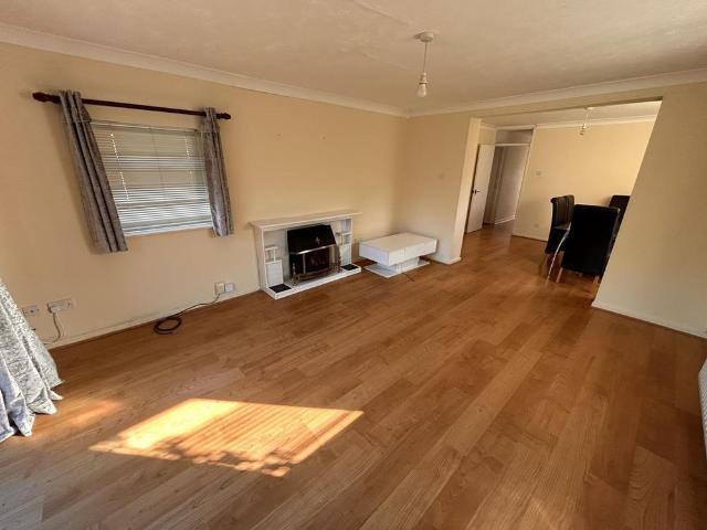 2 bedroom bungalow to rent