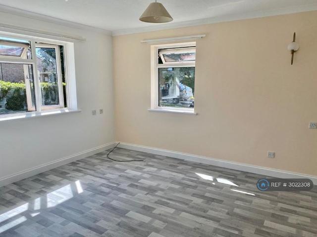 2 bedroom bungalow to rent