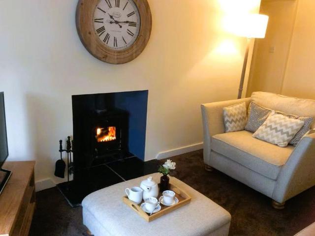 2 bedroom bungalow to rent