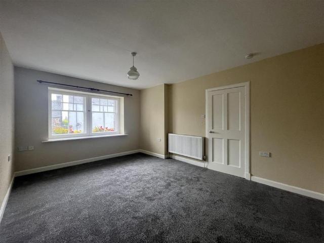 2 bedroom bungalow to rent