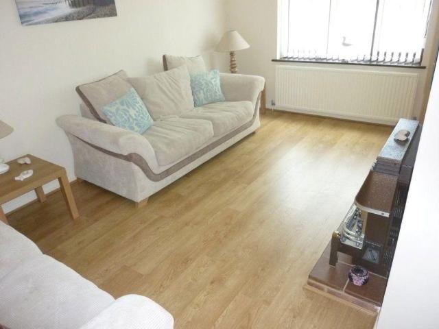 2 bedroom bungalow to rent