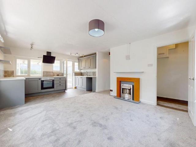 2 bedroom bungalow to rent