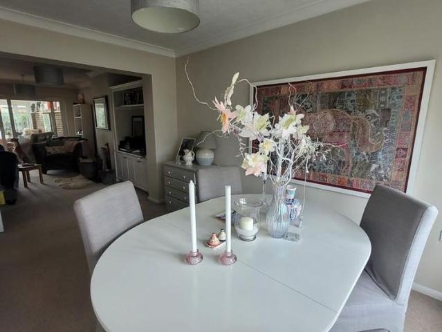2 bedroom bungalow to rent