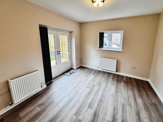 2 bedroom bungalow to rent
