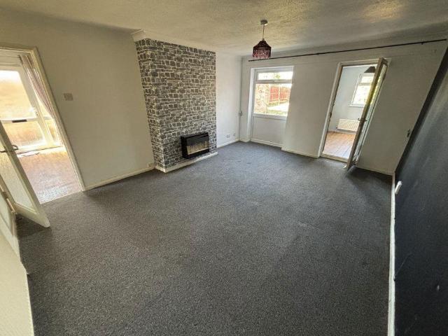 2 bedroom bungalow to rent