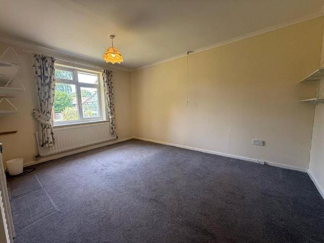 2 bedroom bungalow to rent