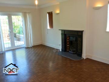 Bungalow for rent in Buckhurst Hill - Garden