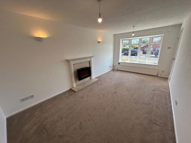 2 bedroom bungalow to rent